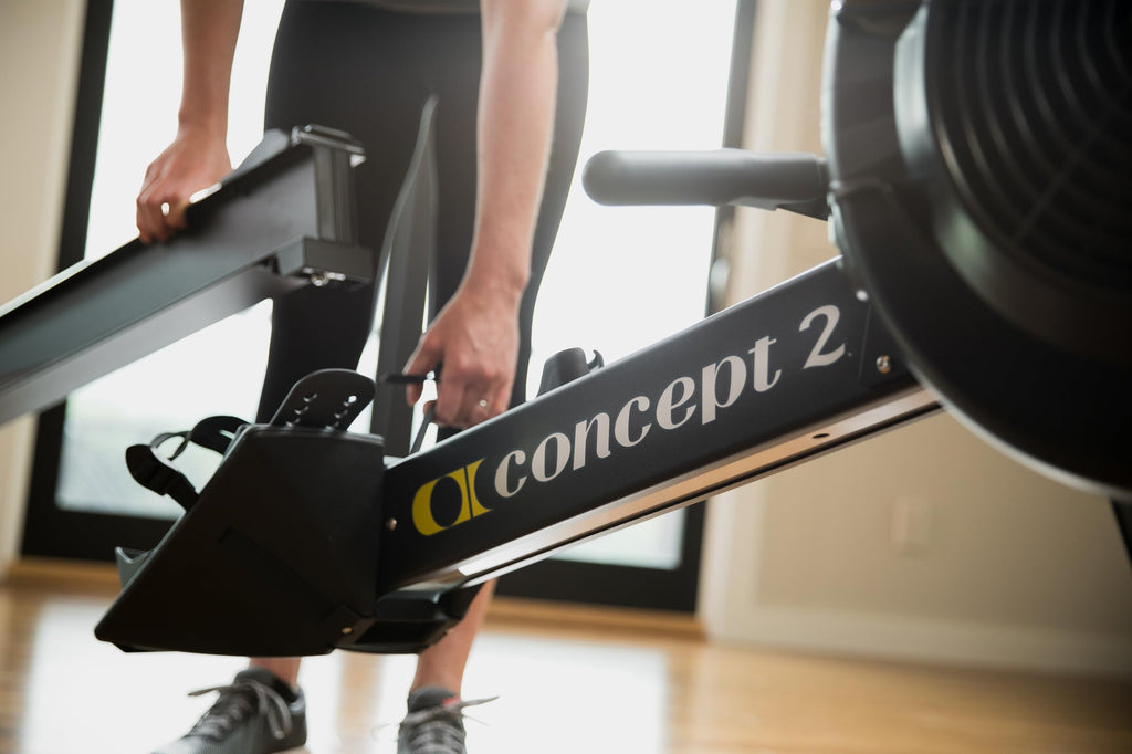 RowErg Rudergerät Modell D in Schwarz mit Standardbeinen und Luftwiderstand für das Heimtraining