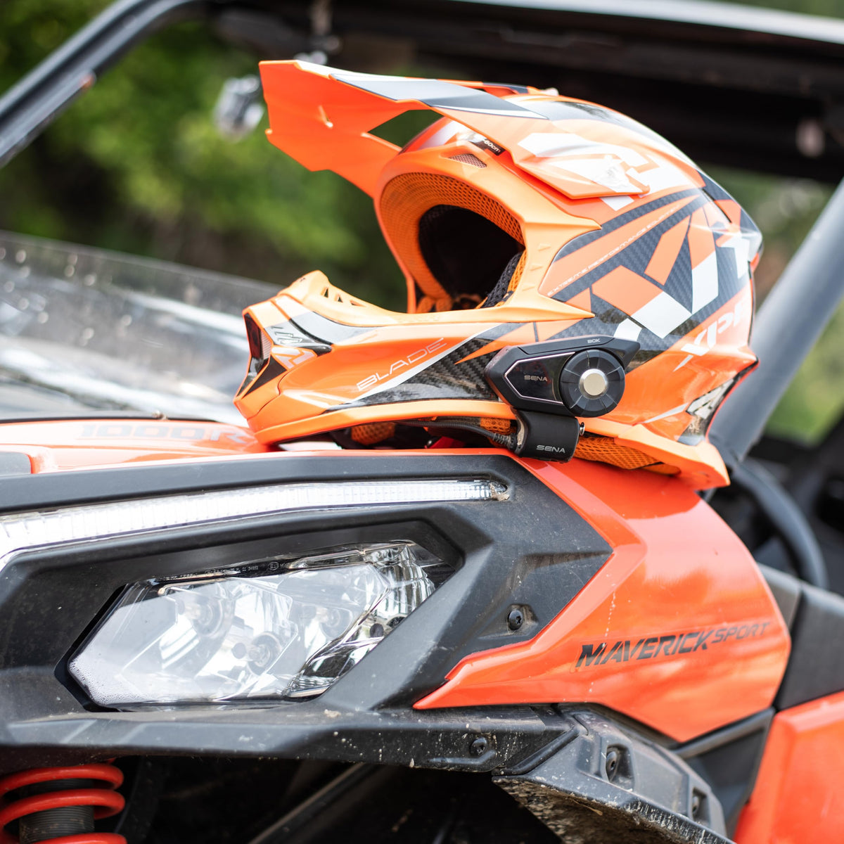30K Bluetooth Headset für Motorradhelme mit Mesh Kommunikationssystem und HD Lautsprechern