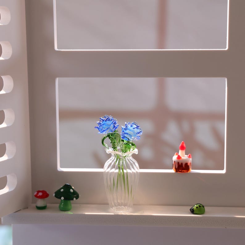 Mundgeblasene Glasrosen, handgefertigte Frühlingsblumen