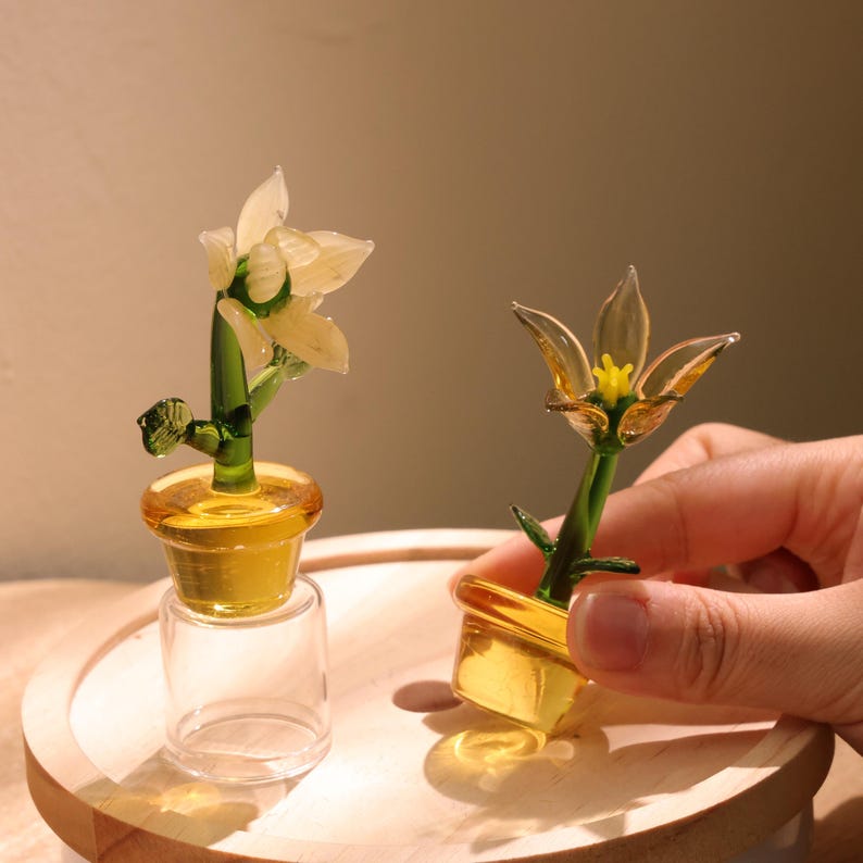 Mundgeblasene Glaslilie Blumenskulptur, Frühlingsblume, Wohnkultur