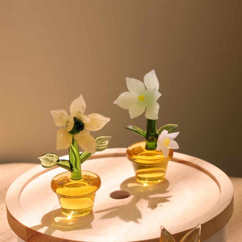 Mundgeblasene Glaslilie Blumenskulptur, Frühlingsblume, Wohnkultur