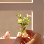 Glasblumenskulptur, mundgeblasene Frühlingsblume, Glasblumenstrauß, Wohnkultur, grüne Blumen