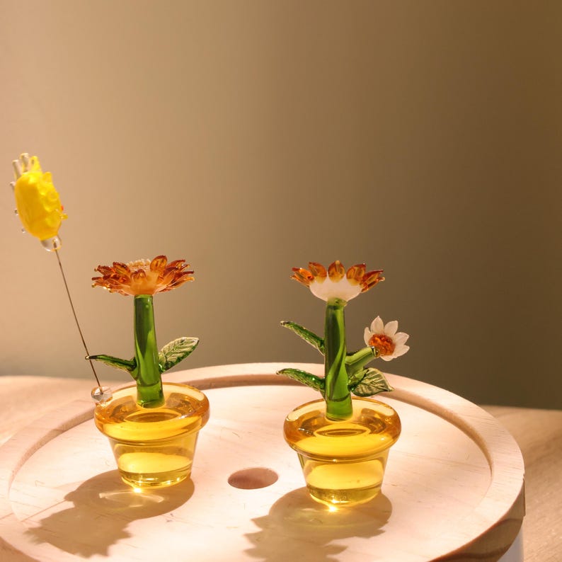 Glas Sonnenblume Figurine, handgefertigte Glasblume, Mini Ornamente, mundgeblasene Frühlingsblume, Wohnkultur