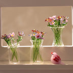Mundgeblasene Glasblumenskulptur, Frühlingsblume, lila, Wohnkultur