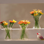 Mundgeblasene Glasblumenskulptur, gelbe Frühlingsblume, Glasblumenstrauß, Wohnkultur