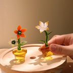 Glasblumenfigur, mundgeblasene Frühlingsblume, Buntglasstrauß, Wohnkultur