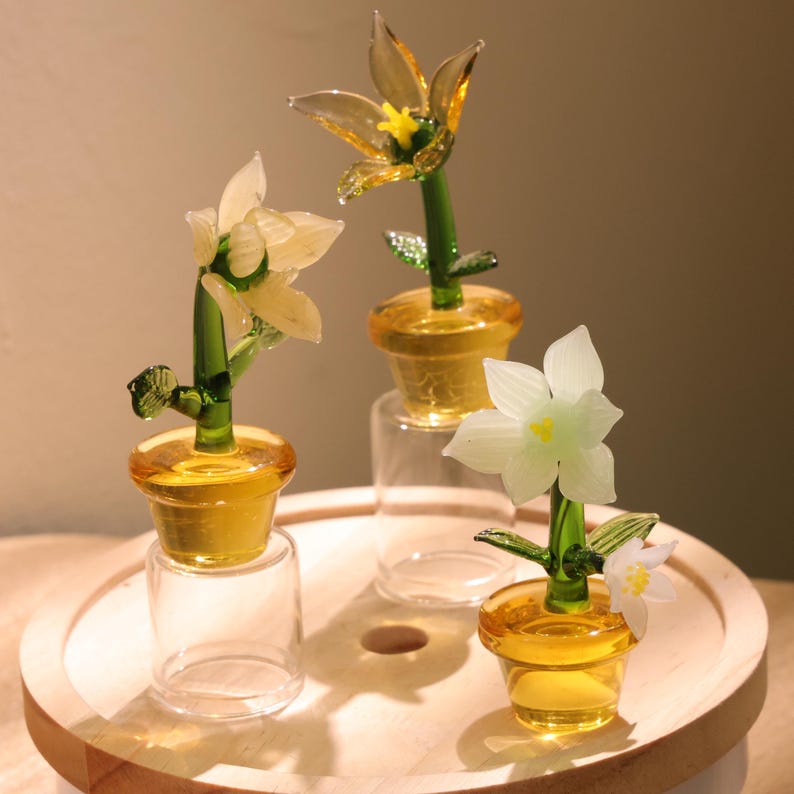 Mundgeblasene Glaslilie Blumenskulptur, Frühlingsblume, Wohnkultur