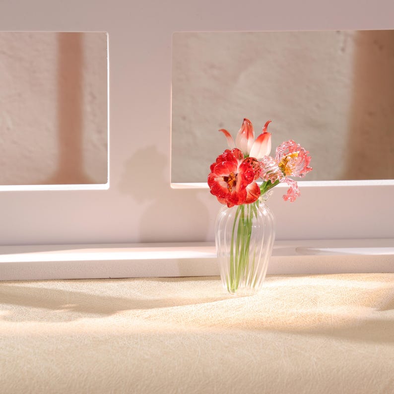 Handgeblasene Frühlingsblumen aus Glas, Blumengeschenke zum Geburtstag
