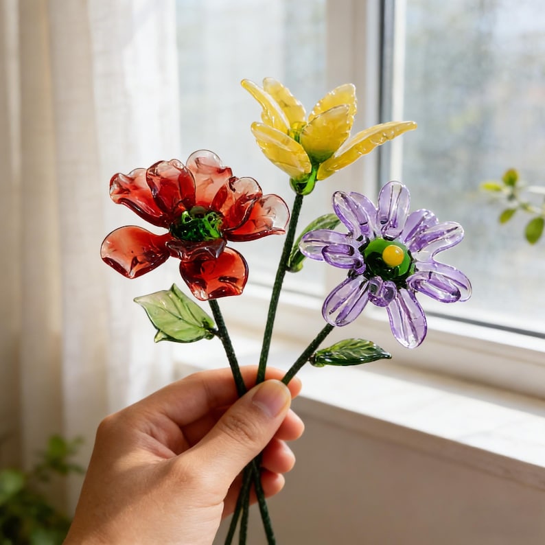 Handgefertigter Glasstrauß – 20 cm Glasvase, Wohndekoration