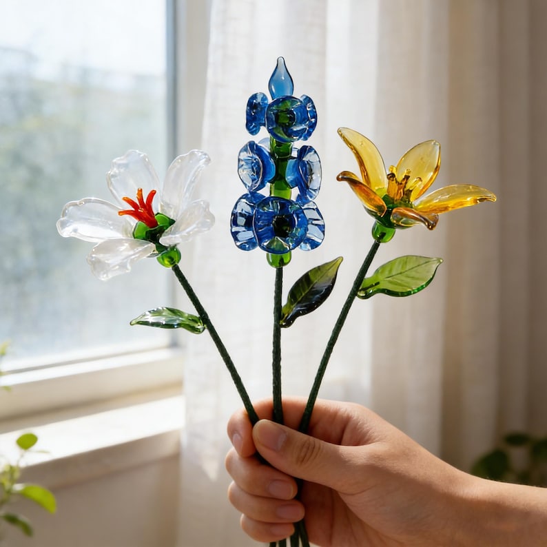 Handgefertigter Glasstrauß – 20 cm Glasvase, Wohndekoration