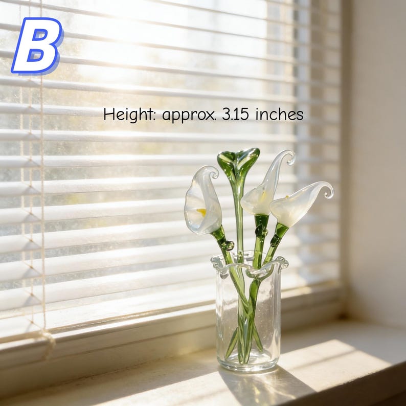Mundgeblasene Glas Calla-Lilienblume, handwerkliche Blumenskulptur in Glasvase, elegantes Wohndekor