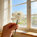 Weiße Glasdahlie - handgefertigte Dekoration, 20 cm