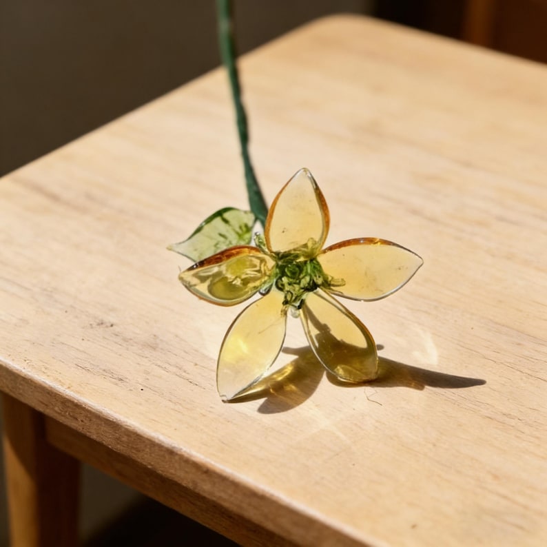 Glaskunst Geißblatt Blüte Bernstein Gold, 20 cm Handgeformte Dekoration