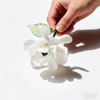 Weiße Glasdahlie - handgefertigte Dekoration, 20 cm