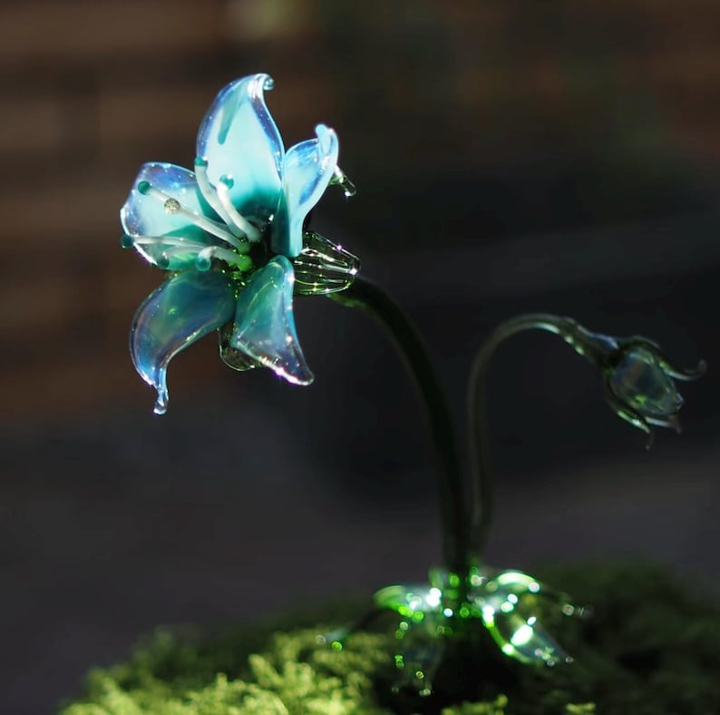 Orychophragmus Glasfigur Lila Wildblumen Skulptur Handgeblasen 20 cm
