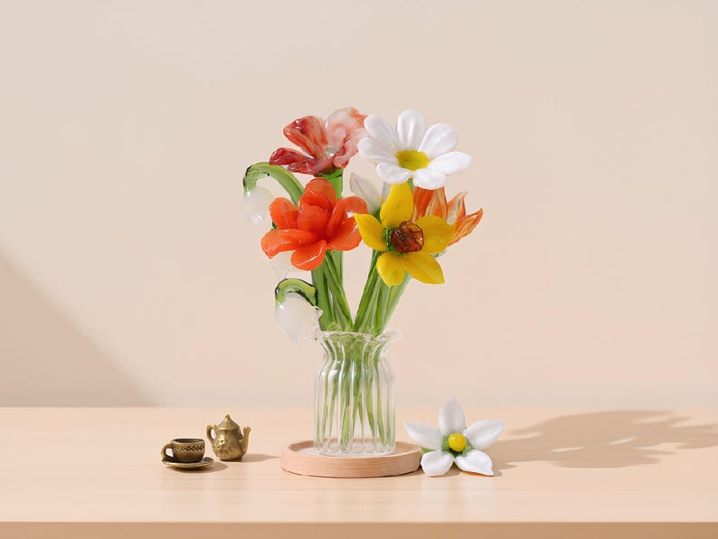 Mundgeblasene Glasblumen, Wohndekoration