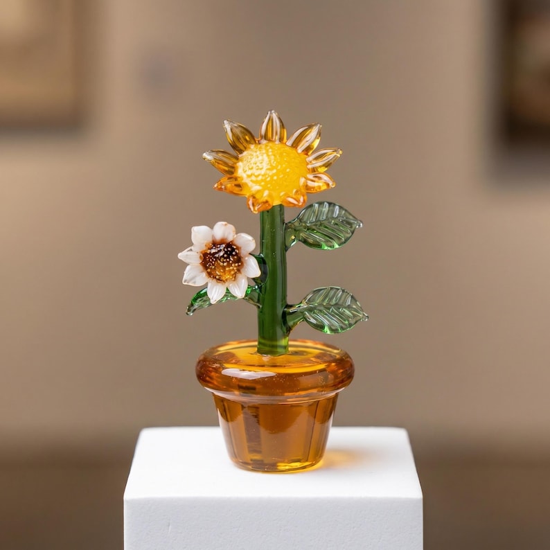 Handgefertigte Sonnenblumenfigur aus Glas, Blumentopf-Basis, Schreibtischdekoration, Cottagecore-Akzent