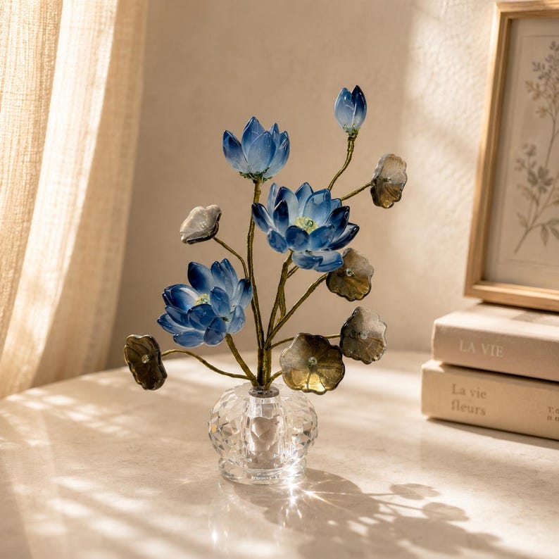 Kristall Lotus Blumenfigur, Romantisches Glas Blumendekor, Eleganter Wohnakzent, 14 cm Höhe