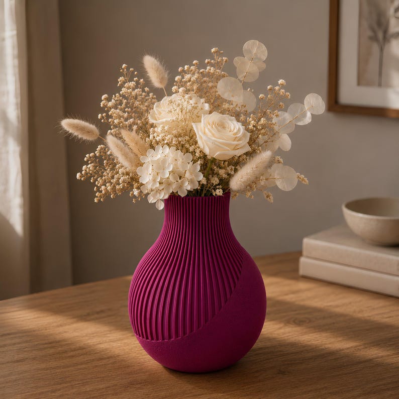 Vase, schräg, 3D-gedruckt, matte Oberfläche, 17,6 cm hoch, 15 cm breit