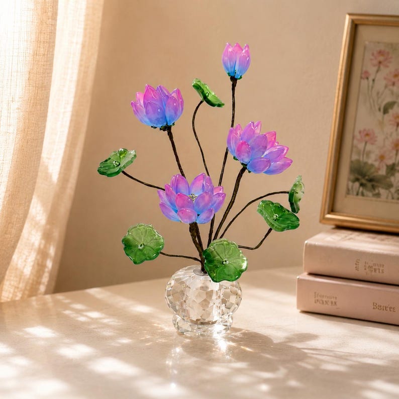 Kristall Lotus Blumenfigur, Romantisches Glas Blumendekor, Eleganter Wohnakzent, 14 cm Höhe