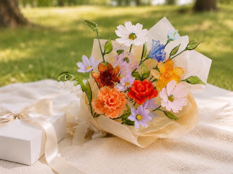 Handgefertigte Glas Geburtsmonat Blume, Drahtstiel Blumenstrauß, Zeitloses Andenken